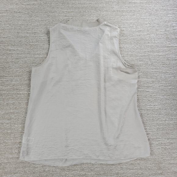 CAbi Snapshot Satin Top Womens Large Ivory Pleated Collar V-Neck Tank Shirt - Picture 3 of 11